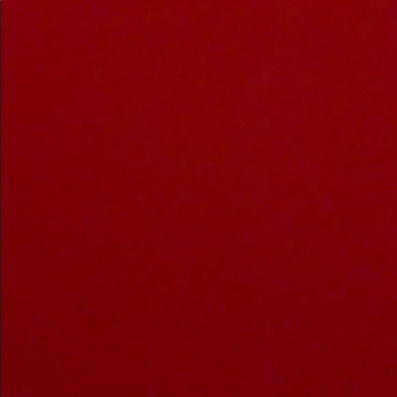 Profile Picture of Meiara Logan (@idk888) on Poshmark