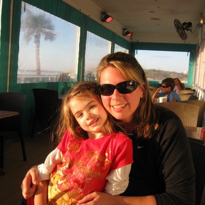 Profile Picture of Lori Abell Adkinson (@LoriAbellAdkins) on Twitter