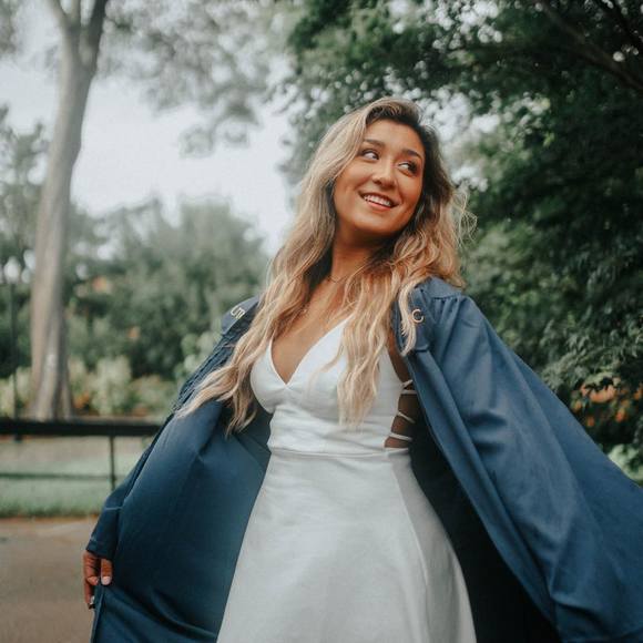 Profile Picture of Amanda Kuban (@amandakuban) on Poshmark