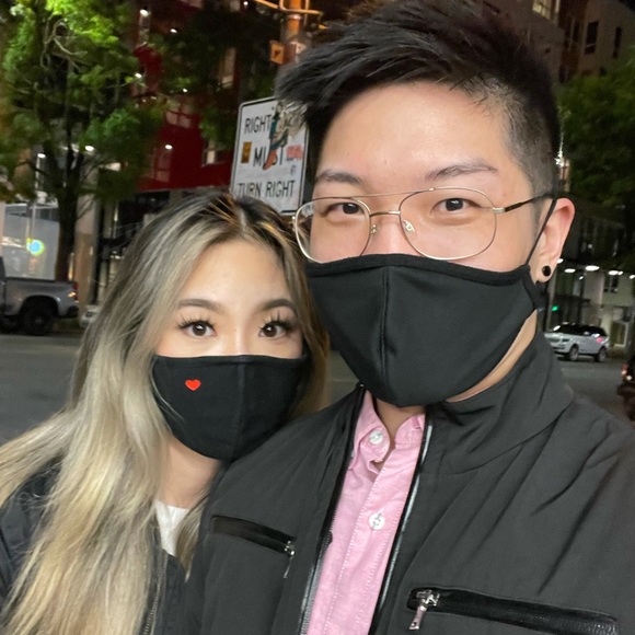 Profile Picture of James Chang (@jamesysc94) on Poshmark