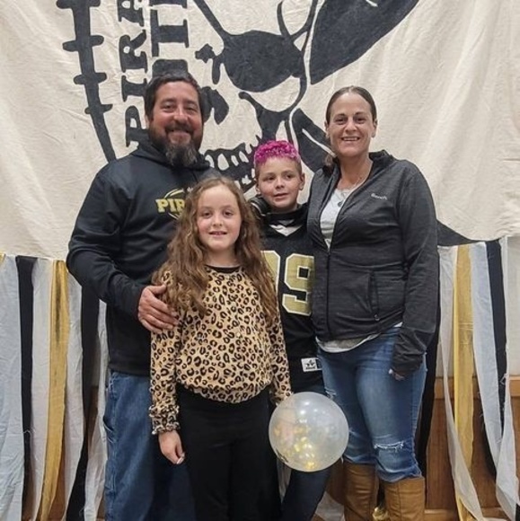 Amber Demmert - Poshmark Profile Picture of Amber Demmert (@amberdemmert_32) on Poshmark