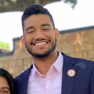 Profile Picture of Luis G. Astudillo (@luisgastudillo) on Twitter