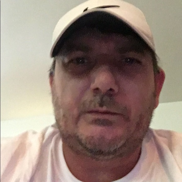 Profile Picture of David Sullens (@davidsullens) on Poshmark