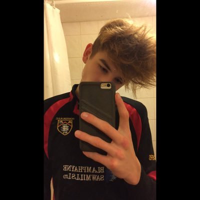 Profile Picture of Pat (@PatrickForrestR) on Twitter