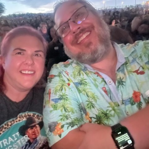 Profile Picture of Hope Andrus rutledge (@hoper766) on Poshmark