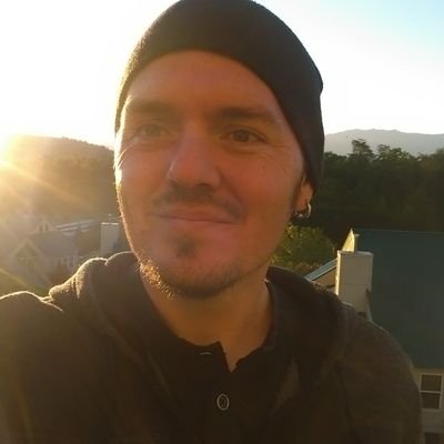 Profile Picture of Christopher Zike (@chriszike) on Twitter