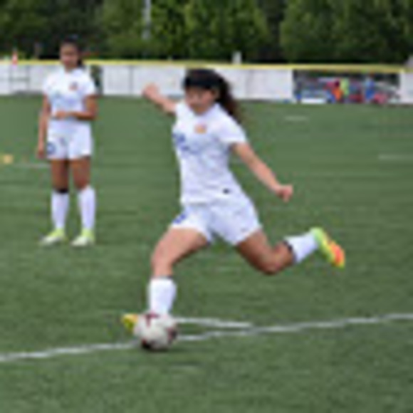 Profile Picture of Lauren Spadone (@spadone1019) on Poshmark