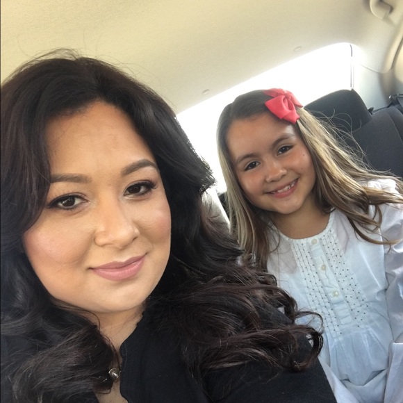 Profile Picture of Pamela Gonzalez (@pgonzalez1026) on Poshmark