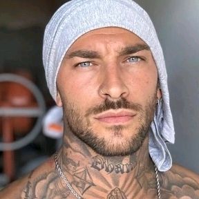 Profile Picture of 𝕆ℕ𝕃𝕐 ℙ𝔼ℝ𝕆ℤℤ𝕀 (@micheal_perozzi7) on Tiktok