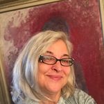 Profile Picture of Suzanne Morgan (@zannedesigns) on Instagram