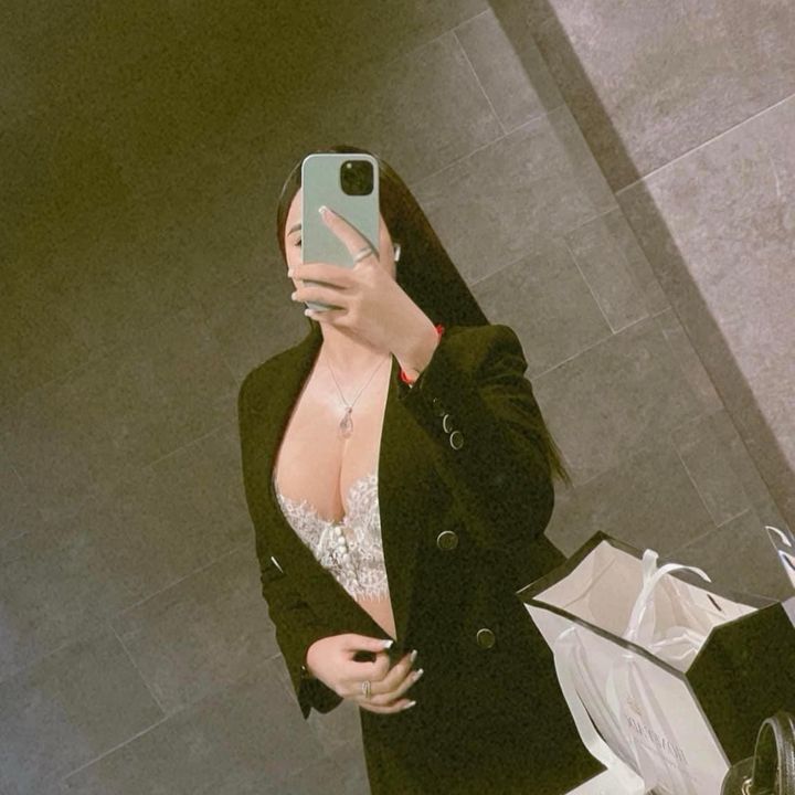 Profile Picture of N (@is__nichh) on Tiktok