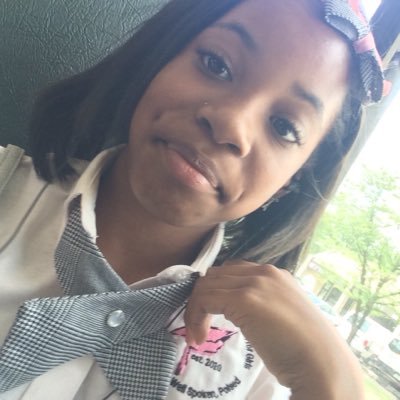 Profile Picture of Tiara Lewis (@tiaralewis2005) on Twitter