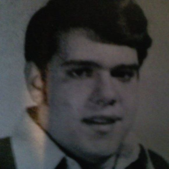 Profile Picture of Bruce Costarella (@brudeal) on Poshmark