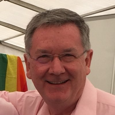 Profile Picture of Paul Hutchinson  🇬🇧 (@paulthehutch) on Twitter