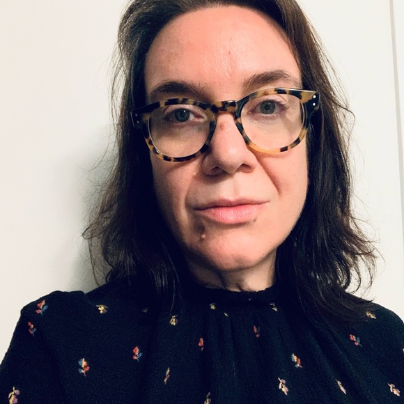 Profile Picture of Michaela Drapes (@mdrapes) on Poshmark