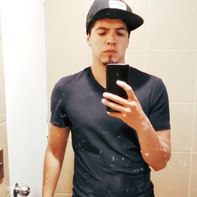 Profile Picture of Ruben Barraza (@zorroahp) on Twitter