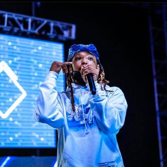 Profile Picture of Jose Cacho (@sescacjose) on Poshmark