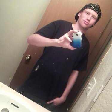 Profile Picture of Casey Aylward (@CaseyA0127) on Twitter