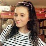 Profile Picture of Genevieve March (@g3nnymarch) on Twitter