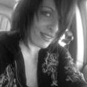 Profile Picture of Haley Hebert (@Frecklesinvegas) on Youtube