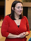 Profile Picture of Erin Gruwellon Wikipedia