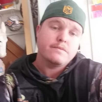 Profile Picture of Daniel Ryan Moorman (@OGCLOUDKICKER) on Twitter