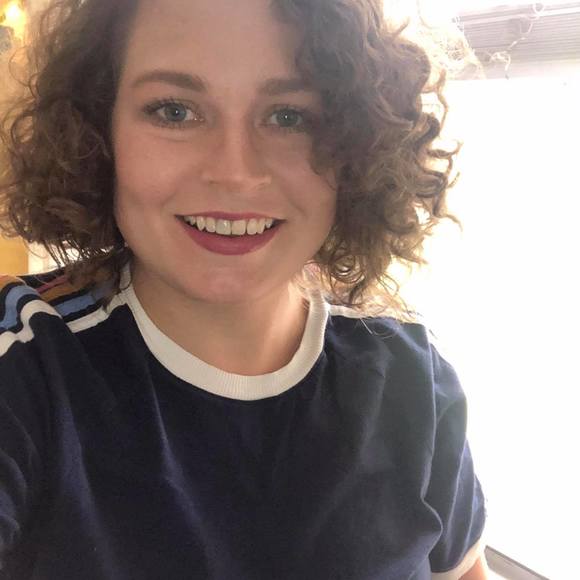 Profile Picture of Kaylee Casebere (@kjcasebere) on Poshmark