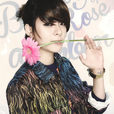 Profile Picture of Amber (SH) (@RawR_AmberJail) on Twitter