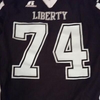 Profile Picture of Nathaniel Bird (@nbird74) on Twitter