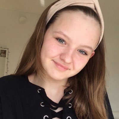 Profile Picture of Julie Holm Djursland (@Julieholm_) on Twitter