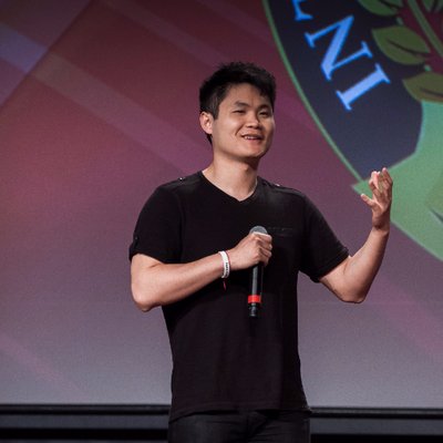 Profile Picture of Rong Zhao (@the_rongway) on Twitter