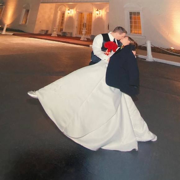 Profile Picture of Rebecca Nowatzki (@offsprng54) on Poshmark