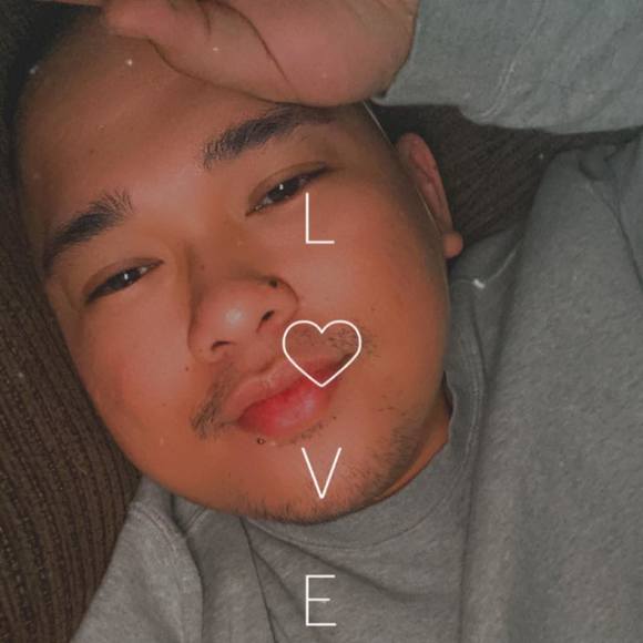 Mark anthony Balanon - Poshmark Profile Picture of Mark anthony Balanon (@markymark0930) on Poshmark
