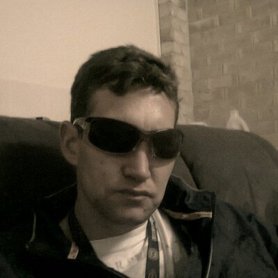 Profile Picture of John Larsen (@johnlarsen1980) on Twitter