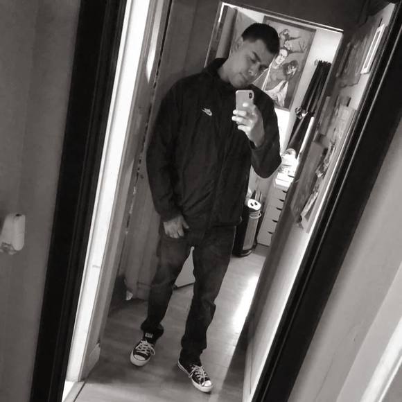 Profile Picture of Julio Alvarez (@julioalvarez127) on Poshmark