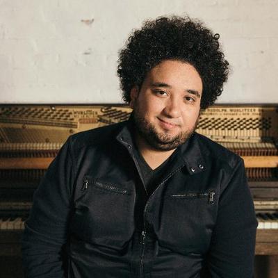 Profile Picture of Alfred Gallegos (@alfredgmusic) on Twitter