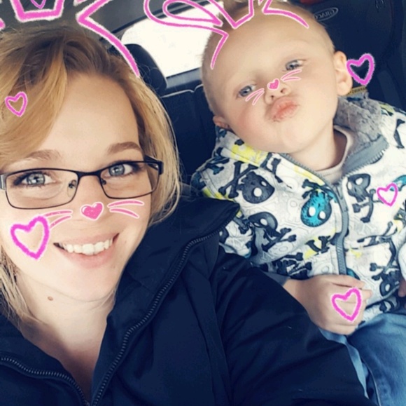 Profile Picture of Kari Oribello (@kariohh) on Poshmark