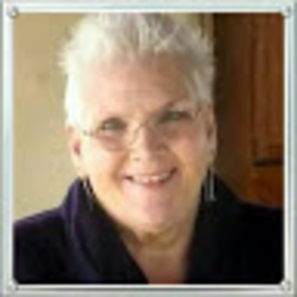 Profile Picture of Irma Schelsteder (@ischelsteder) on Poshmark