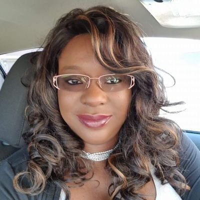 Profile Picture of Stephanie Stubbs (@bahjasgirl) on Twitter