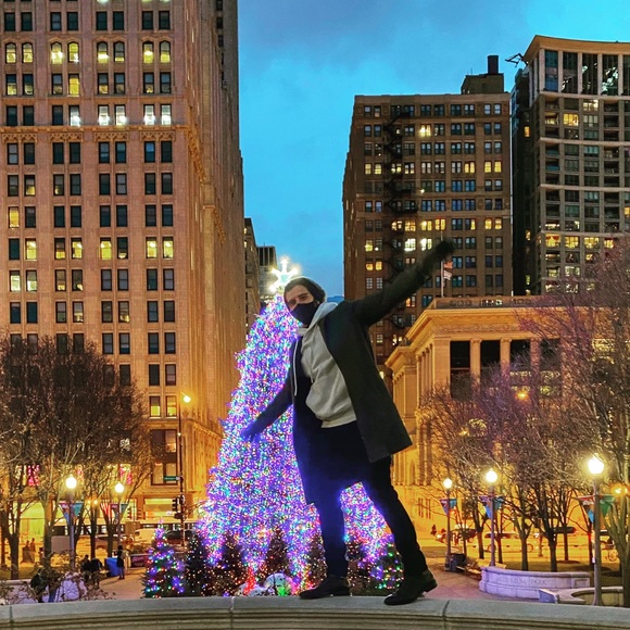 Ishmael Gonzalez - Poshmark Profile Picture of Ishmael Gonzalez (@icyish) on Poshmark