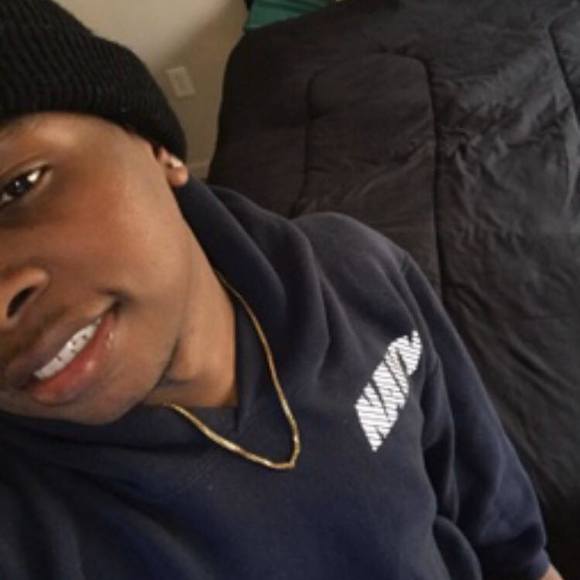 Profile Picture of William Walker (@willwalk15) on Poshmark