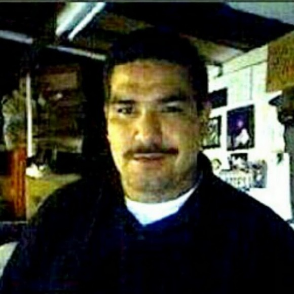 Louie Kaites - Poshmark Profile Picture of Louie Kaites (@kaites4671) on Poshmark