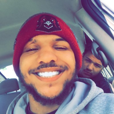 Profile Picture of RaShawn Hicks (@itzSeanDee) on Twitter