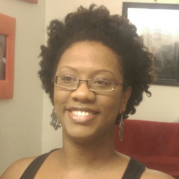 Profile Picture of Sedricka Jackson (@sedricka) on Poshmark