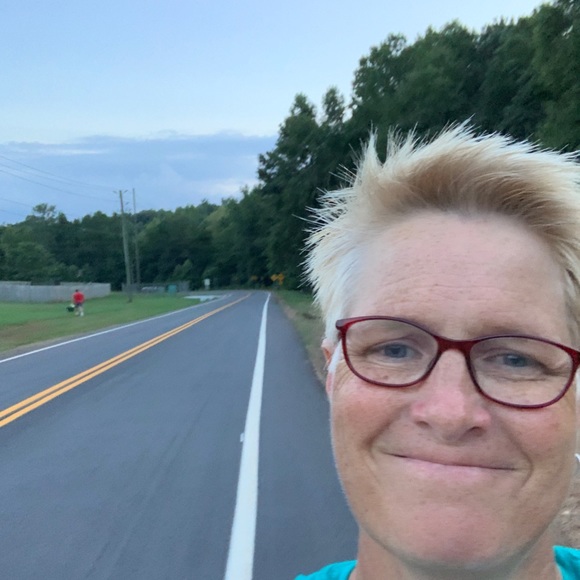 Profile Picture of Jill Bennett (@jillbennettjb) on Poshmark