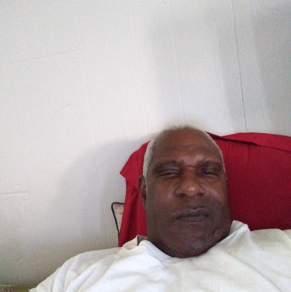 Profile Picture of Russell Goudelock (@rgoudelock) on Poshmark