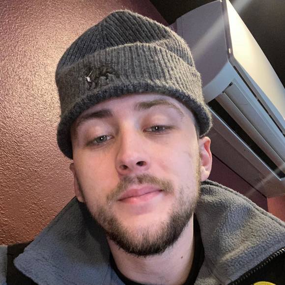 Profile Picture of Billy Wernicki (@billywernicki) on Poshmark