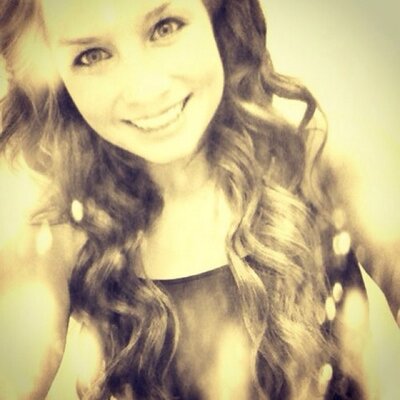 Profile Picture of Lisa Cunning (@LcunningLisa) on Twitter