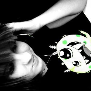 Profile Picture of Kelsey Tewes (@2.cheese) on Myspace