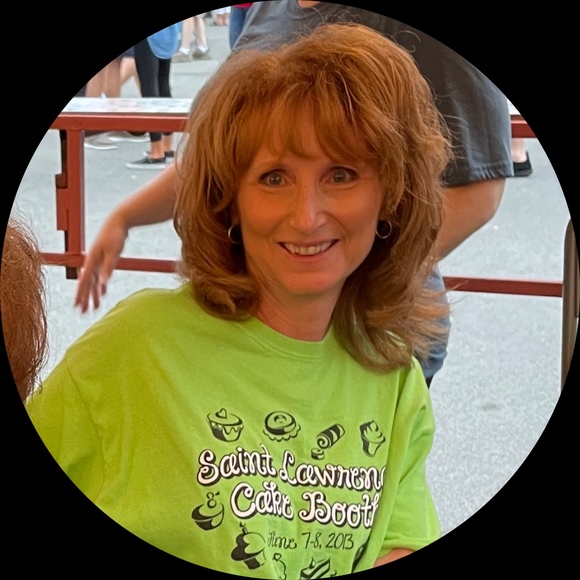 Profile Picture of Kathleen Lickteig (@klickteig) on Poshmark